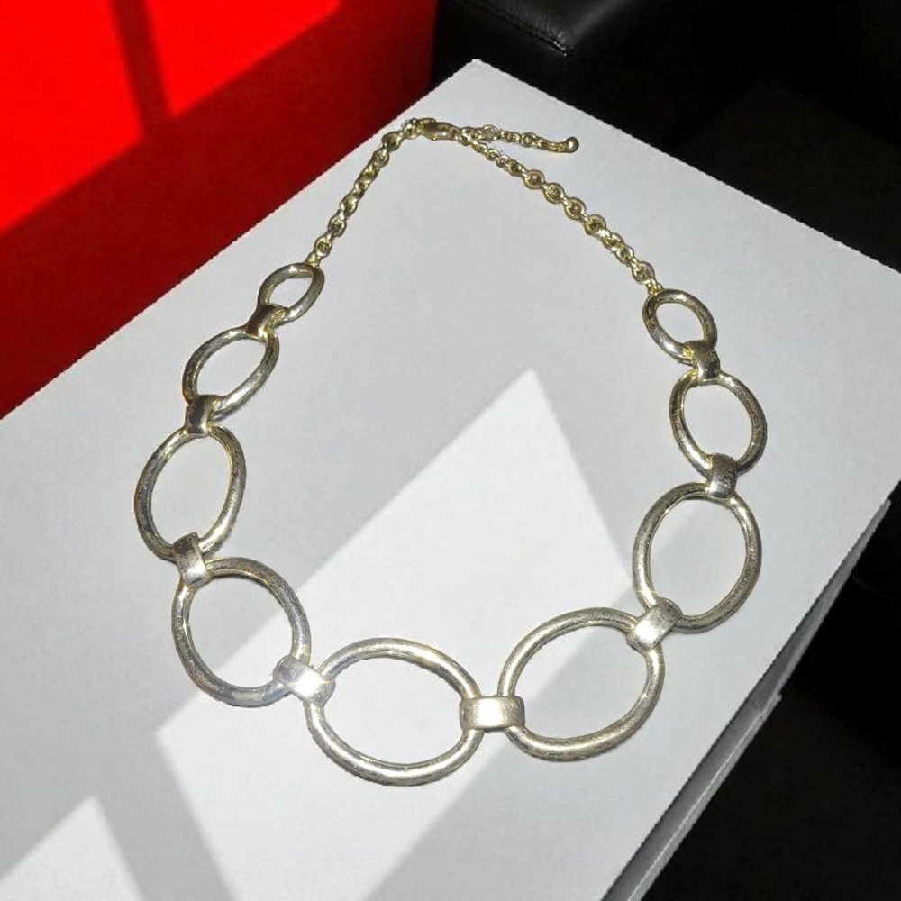 Elegant Silver Chain Necklace